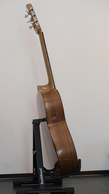 Profilo laterale, lato fondo